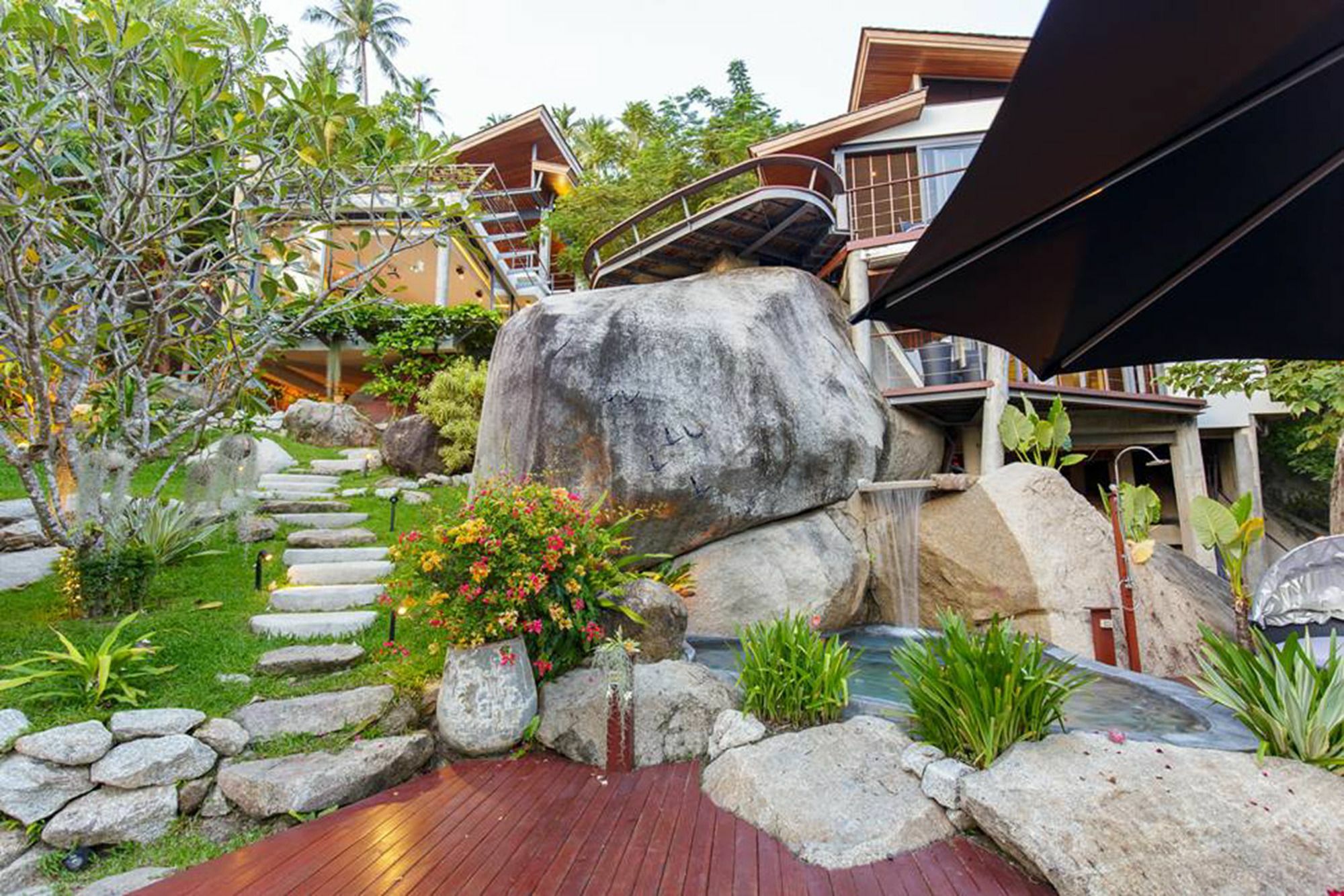 L2 Residence Na Mueang Esterno foto
